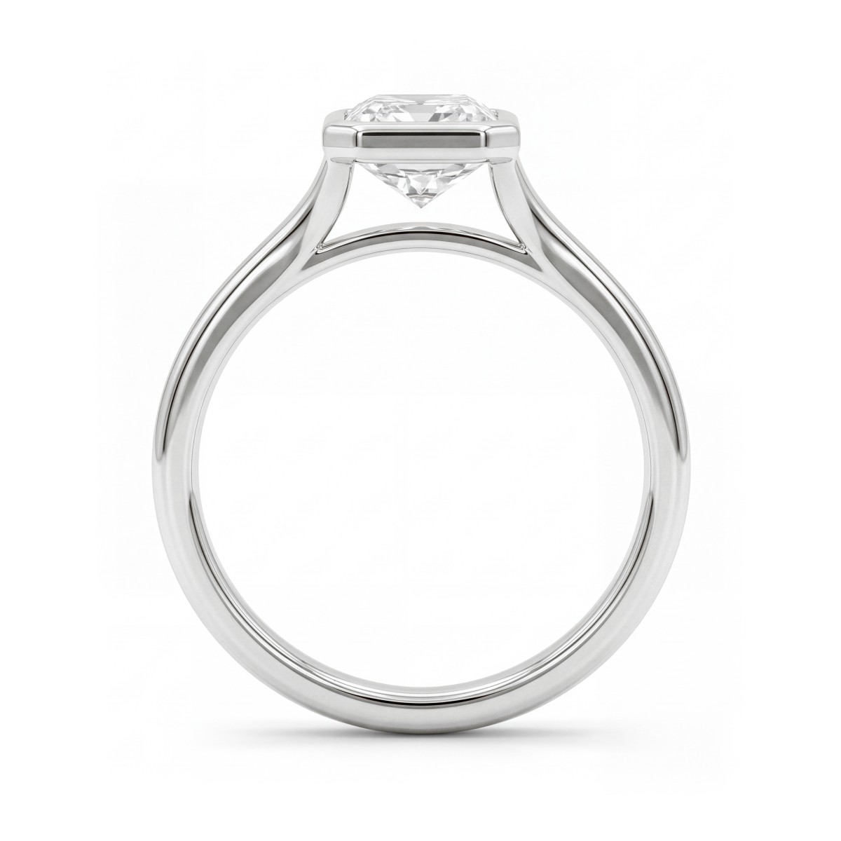 Linnea - Inel solitaire cu montură bezel, moissanit cu tăietură radiant și șină despicată