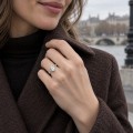 Sylvaine - Inel de logodnă cu moissanit oval, grupuri de pietre marquise în formă de frunze și șină despicată